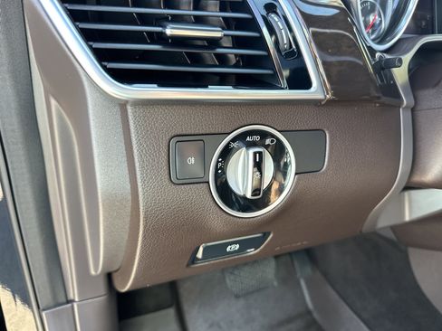 Used 2019 Mercedes-Benz GLS 450 4MATIC image 17