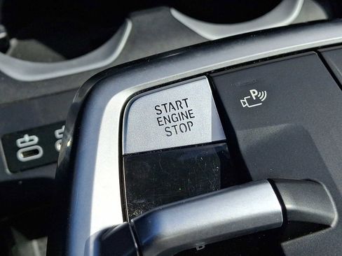 Used 2025 BMW X1 xDrive28i w/ Technology Package image 25