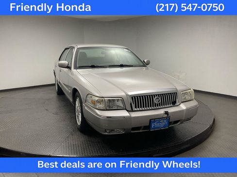 Used 2010 Mercury Grand Marquis LS RWD image 1