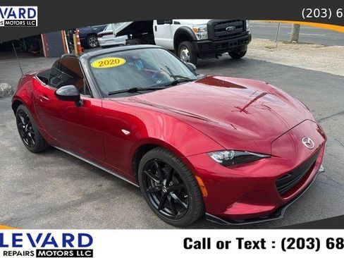 Used 2020 MAZDA MX-5 Miata Club RWD image 1