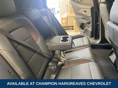 Used 2024 Chevrolet Equinox EV RS FWD image 35