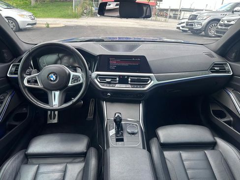 Used 2021 BMW 330i Sedan w/ M Sport Package RWD image 15