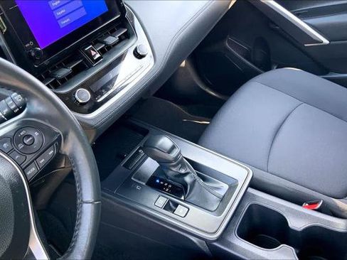Certified 2026 Toyota Corolla Cross LE FWD image 16