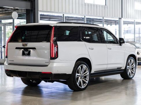 Used 2025 Cadillac Escalade Sport Platinum w/ LPO, Floor Liner Package image 6