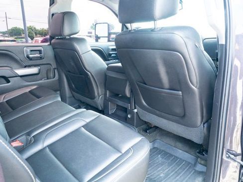 Used 2015 Chevrolet Silverado 1500 LT w/ LT Convenience Package AWD/4WD image 32