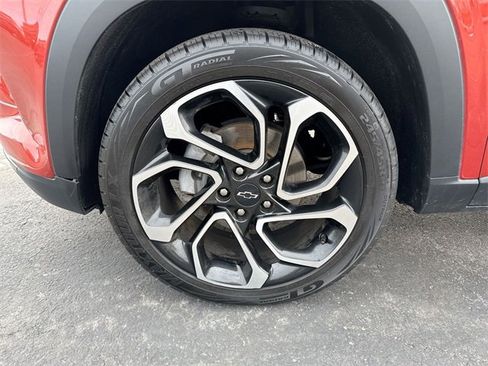 Used 2024 Chevrolet Trax RS w/ Driver Confidence Package image 10