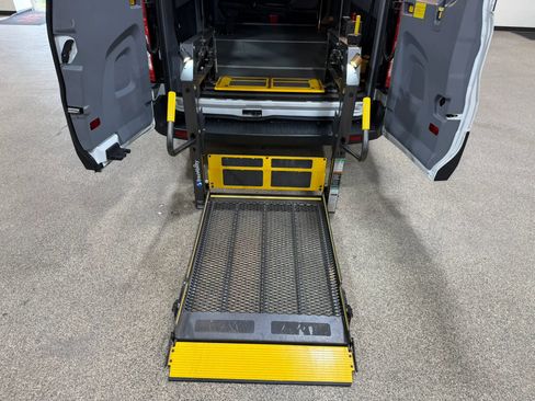 Used 2015 Ford Transit 350 XL RWD image 49