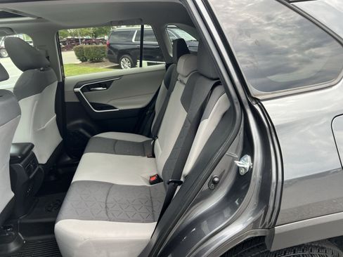 Used 2019 Toyota RAV4 XLE w/ All Weather Liner Package AWD/4WD image 23