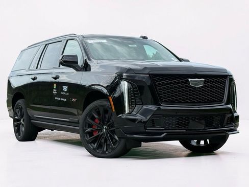 New 2026 Cadillac Escalade ESV V w/ LPO, ONYX Package AWD/4WD image 2