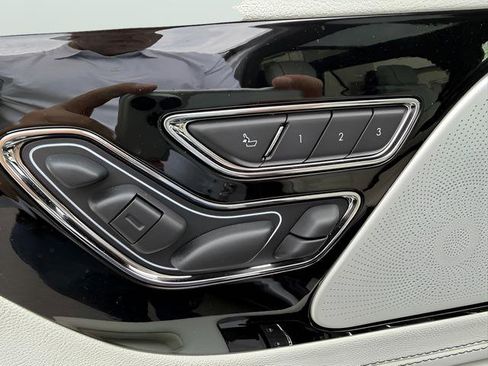 Used 2025 Lincoln Aviator Black Label AWD/4WD image 12