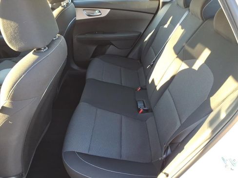 Used 2023 Kia Forte LXS image 33