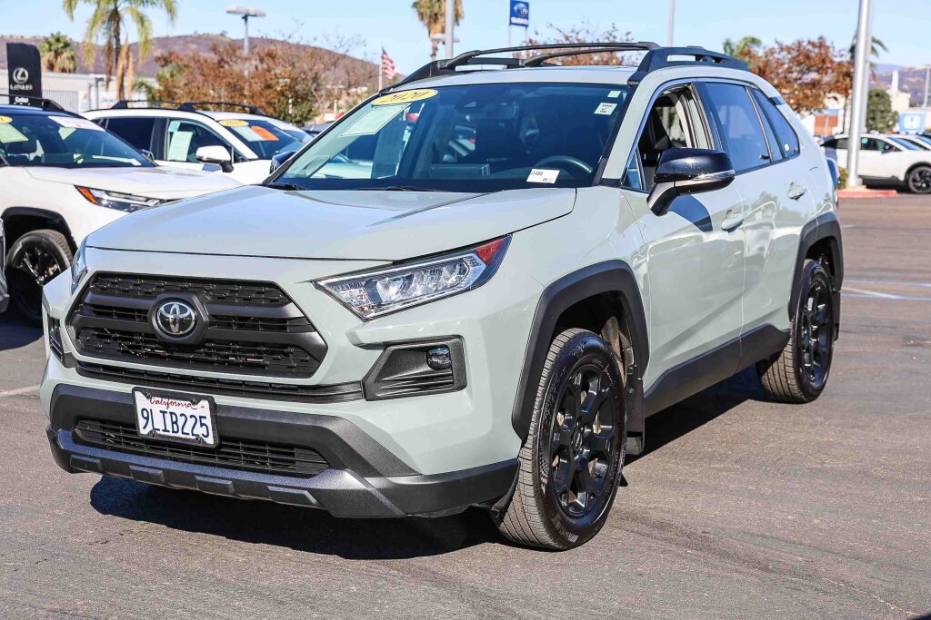 Certified 2020 Toyota RAV4 TRD Off-Road AWD/4WD image 19