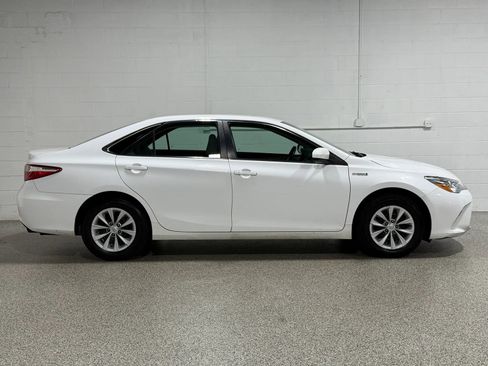 Used 2015 Toyota Camry LE FWD image 5