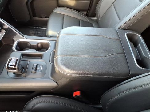 Certified 2024 GMC Sierra 1500 Denali image 17