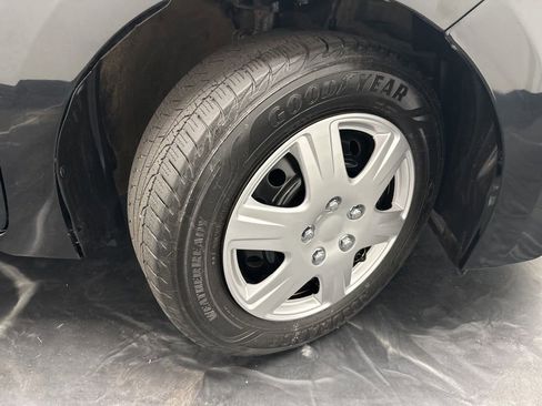 Used 2014 Toyota Corolla L FWD image 30