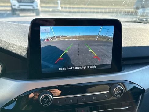 Used 2022 Ford Escape SE w/ Convenience Package image 18