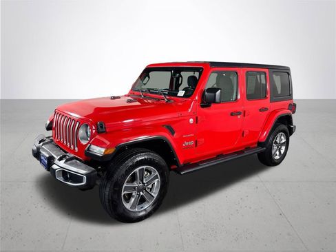 Used 2022 Jeep Wrangler Unlimited Sahara w/ Cold Weather Group image 2