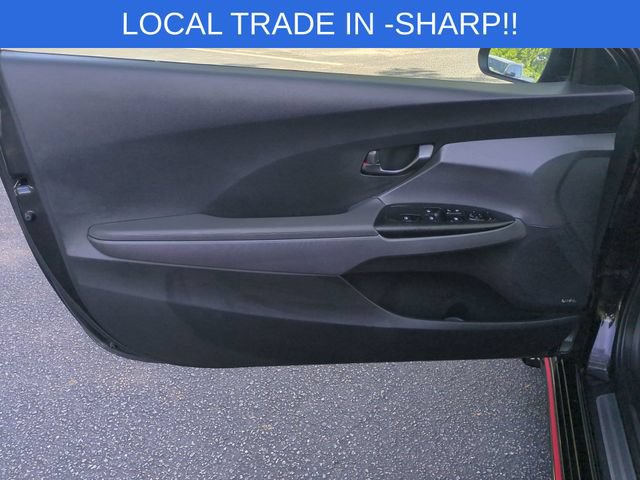 Used 2022 Hyundai Veloster N FWD image 12