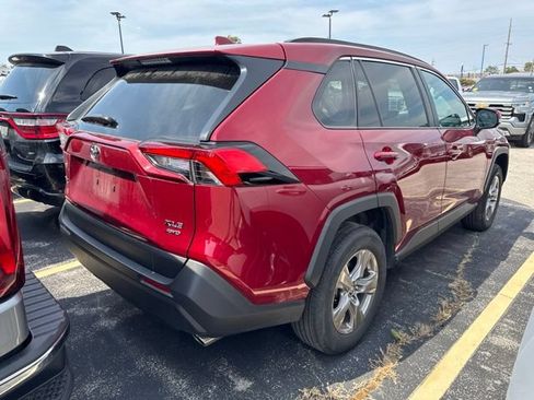 Used 2025 Toyota RAV4 XLE AWD/4WD image 12