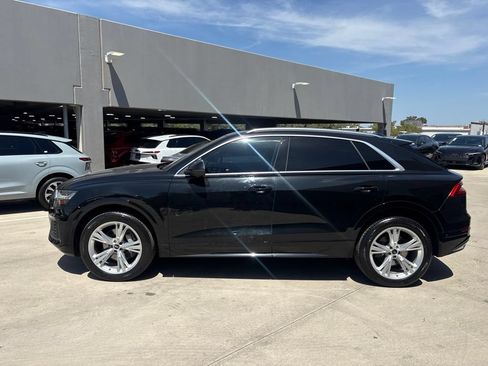 Used 2023 Audi Q8 Premium AWD/4WD image 9