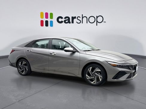 Used 2024 Hyundai Elantra Limited FWD image 7
