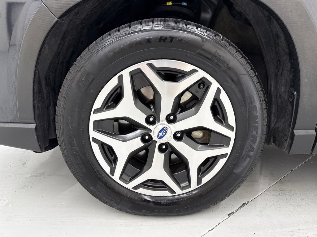 Used 2019 Subaru Forester Premium AWD/4WD image 11