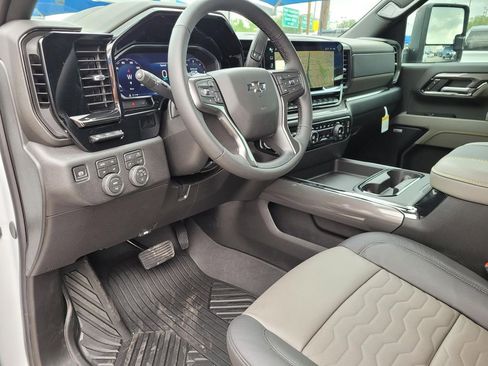 New 2026 Chevrolet Silverado 2500 ZR2 w/ ZR2 Bison Edition AWD/4WD image 11