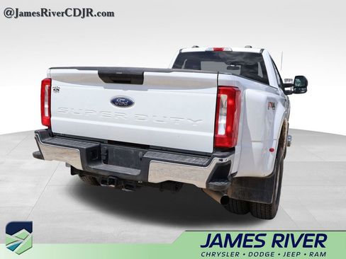Used 2023 Ford F350 XLT w/ FX4 Off-Road Package AWD/4WD image 14
