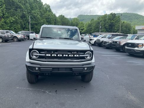 New 2026 Ford Bronco Outer Banks AWD/4WD image 2