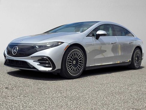 Used 2022 Mercedes-Benz EQS 450+ Sedan image 7