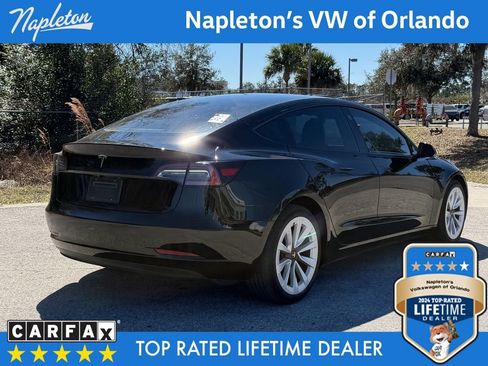 Used 2023 Tesla Model 3 Standard Range image 9
