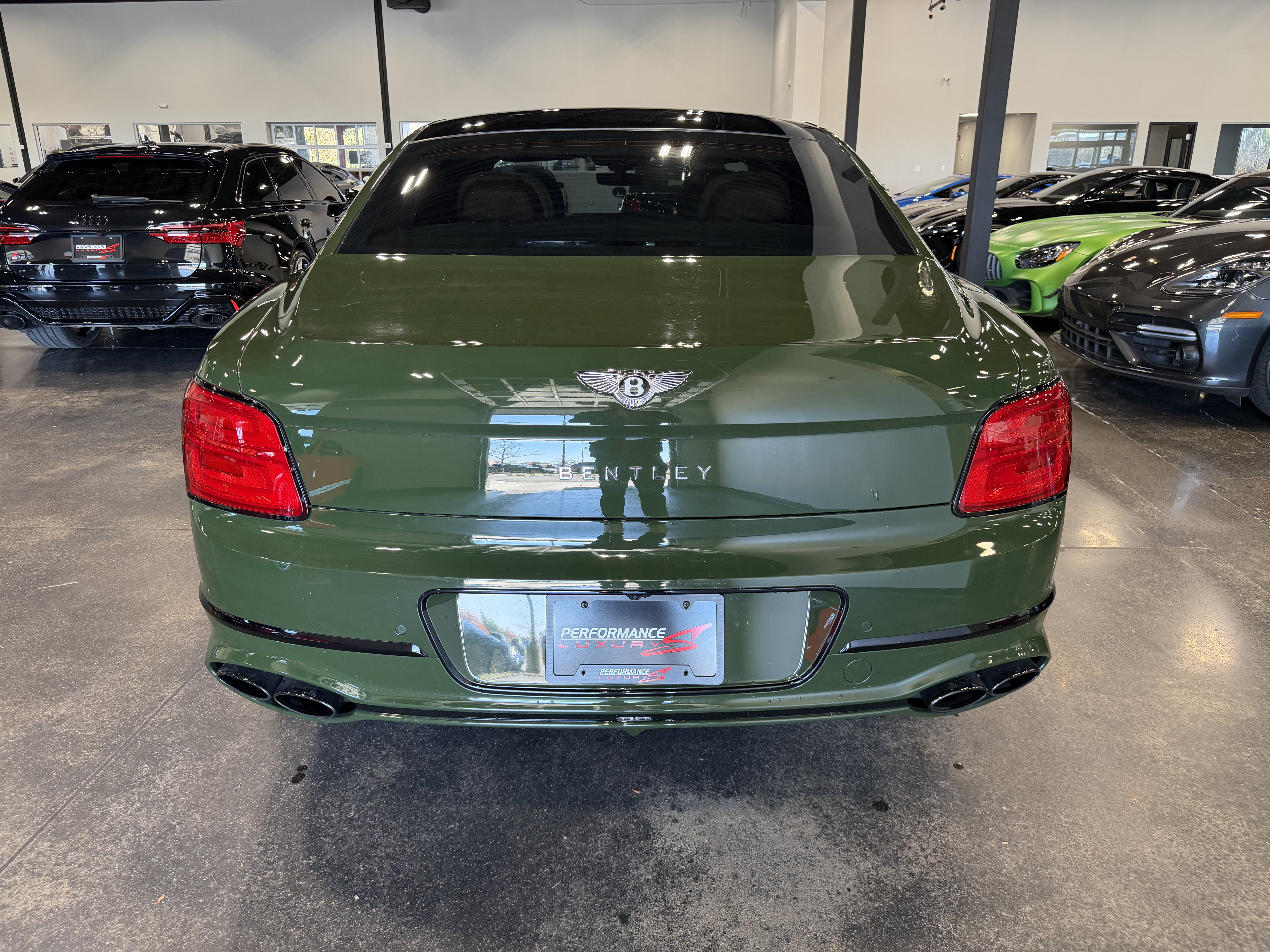 Used 2023 Bentley Flying Spur Azure AWD/4WD image 6