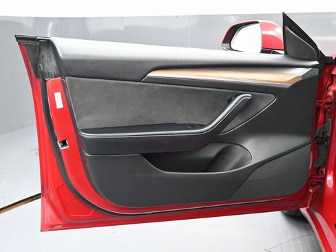 Used 2022 Tesla Model 3 Standard Range image 43