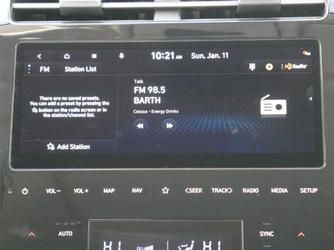 Used 2023 Hyundai Tucson Limited image 17