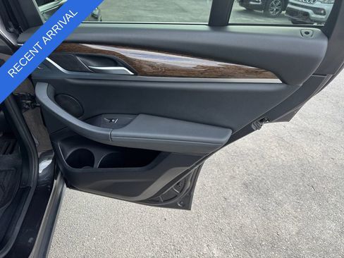 Used 2019 BMW X4 xDrive30i w/ Premium Package image 17