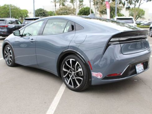 Certified 2023 Toyota Prius Prime FWD image 12