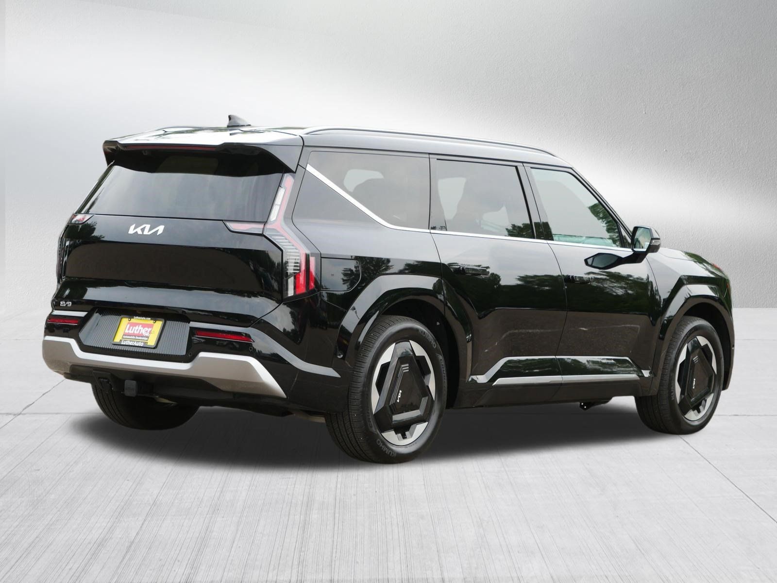 Certified 2024 Kia EV9 Land AWD/4WD image 7