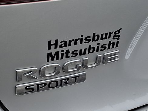 Used 2018 Nissan Rogue Sport S w/ S Appearance Package FWD image 30