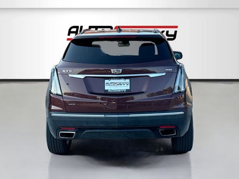 Used 2022 Cadillac XT5 Sportv w/ Technology Package AWD/4WD image 6