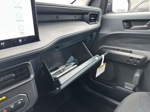 New 2026 Ford Maverick XL image 18