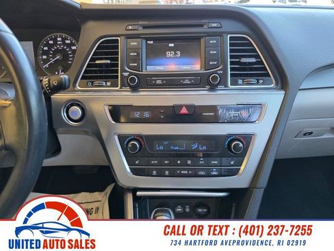 Used 2015 Hyundai Sonata Sport w/ Option Group 03 FWD image 16