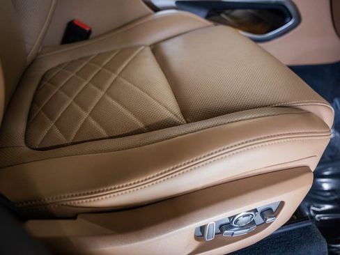 Used 2022 Jaguar F-PACE S image 32