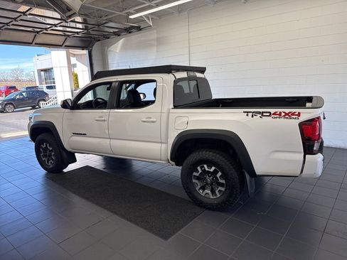 Used 2019 Toyota Tacoma TRD Off-Road image 5