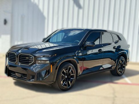 Used 2024 BMW XM AWD/4WD image 3