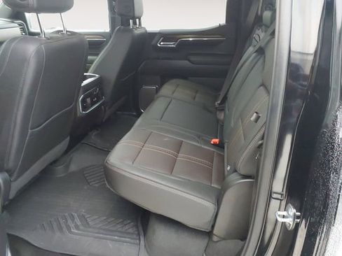 Used 2024 Chevrolet Silverado 1500 High Country w/ Z71 Off-Road Package image 13