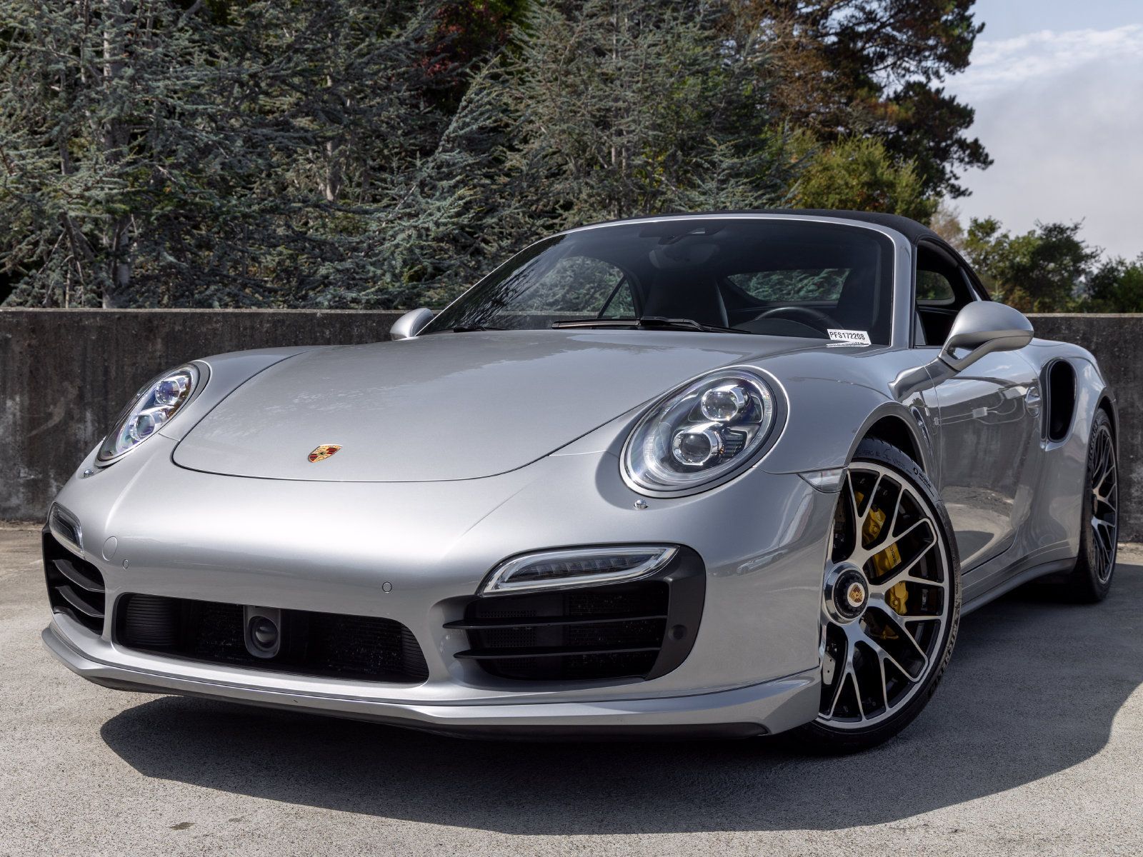 Used 2015 Porsche 911 Turbo S AWD/4WD image 24