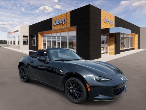 Used 2025 MAZDA MX-5 Miata Sport RWD image 1