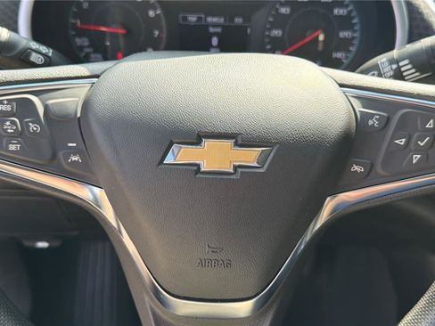 Used 2023 Chevrolet Malibu LT FWD image 16