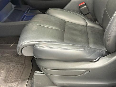 Used 2024 Lincoln Navigator Reserve AWD/4WD image 22