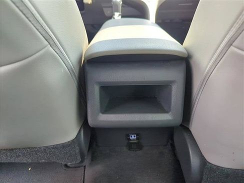 Used 2021 Toyota Camry SE FWD image 23